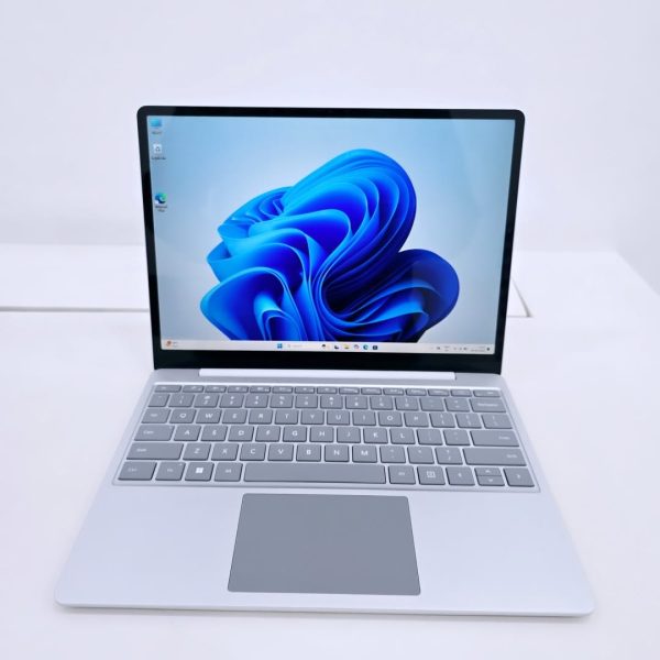 Microsoft Surface Go 13