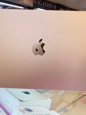 MACBOOK AIR 15 M2 8GB RAM 256GB SSD (with box)