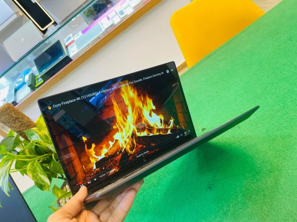 HP ENVY 13 RYZEN 7pro 4700U 8GB 512GB SSD